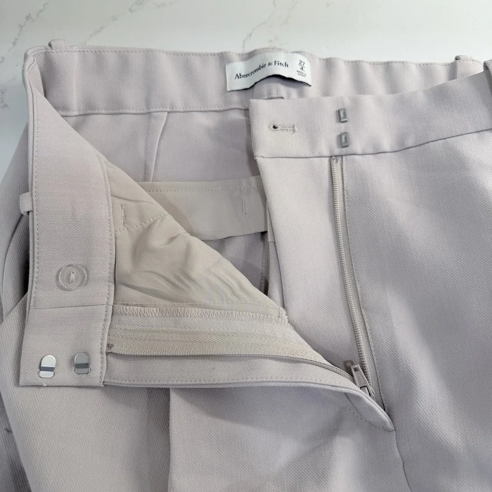 Abercrombie & Fitch Womens 27L Tailored Wide Leg Cargo Pants Beige Pleated